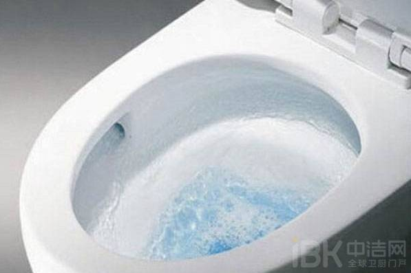 虹吸式馬桶沖水沒(méi)勁怎么辦，找到原因了，得這樣解決